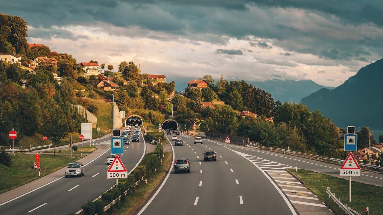 E-Vignette vs. Sticker: Choosing Your Path on Switzerland's Roads